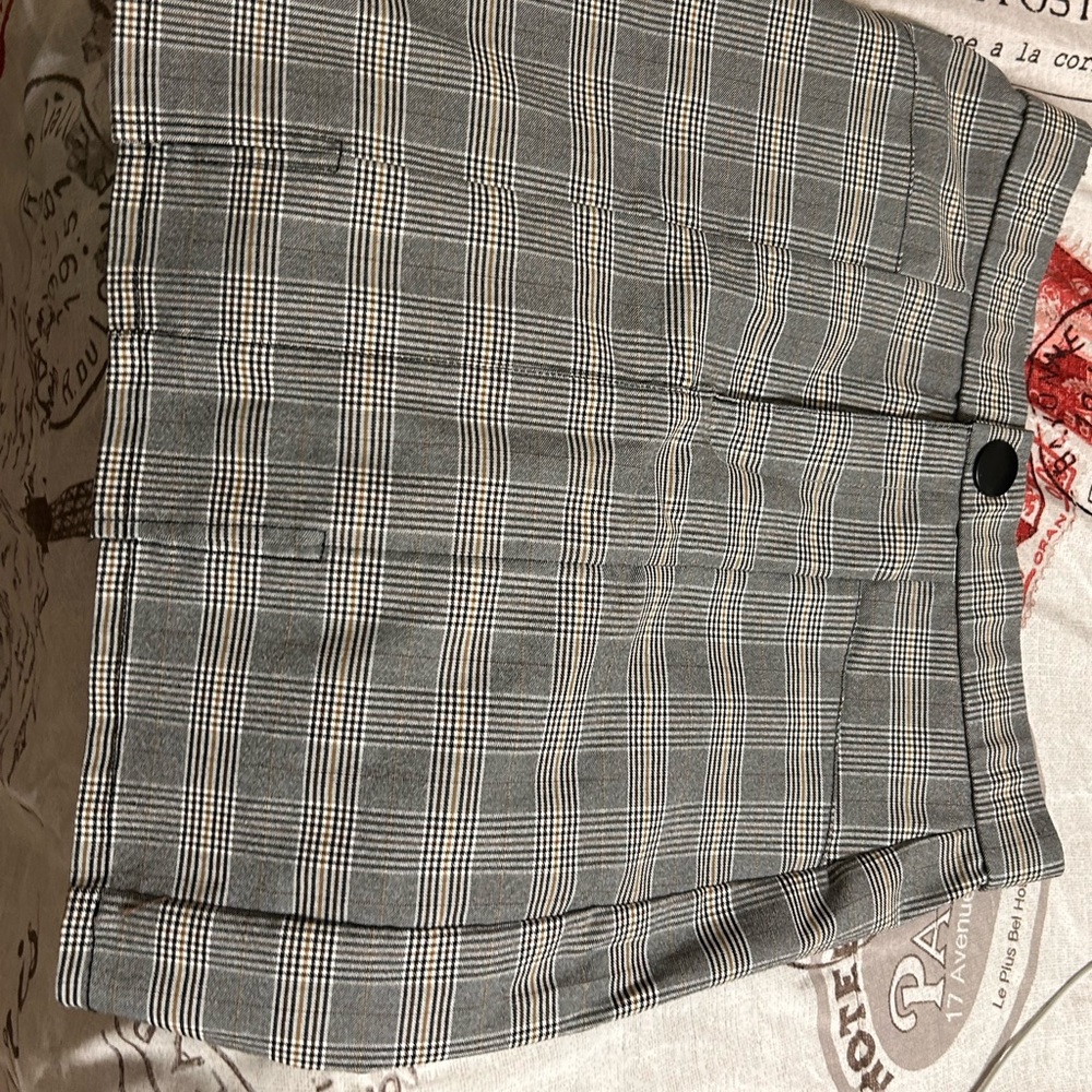 Plaid mini skirt